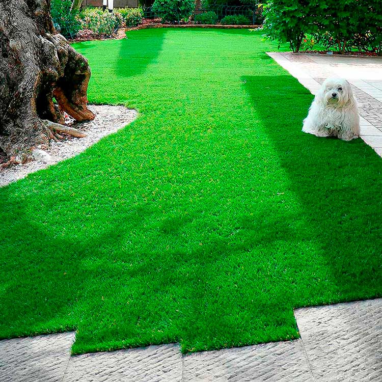 erba-sintetica-giardino-prato-finto-vero-prezzo